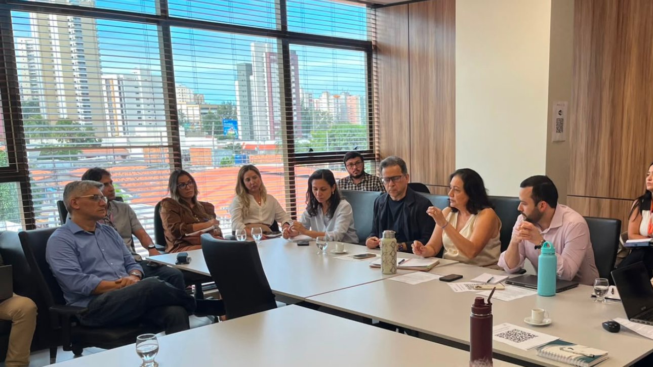 Fortaleza inicia projeto de IA para integrar canais de atendimento à população
